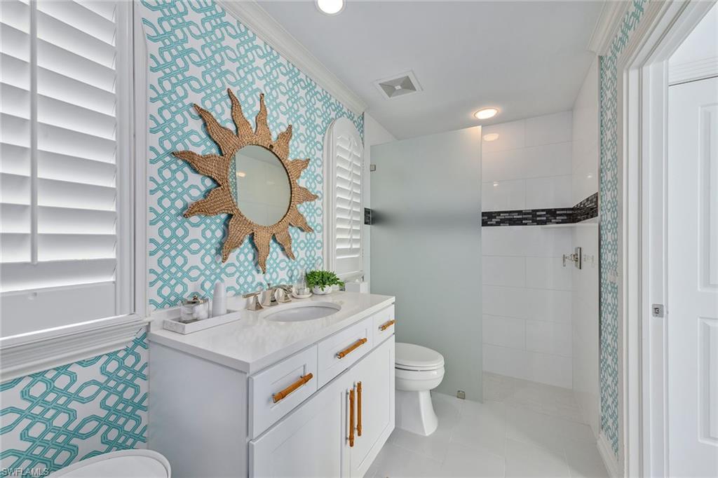 VILLA LA PALMA AT BAY COLONY - Residential