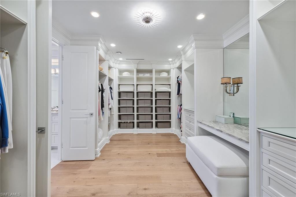 VILLA LA PALMA AT BAY COLONY - Residential