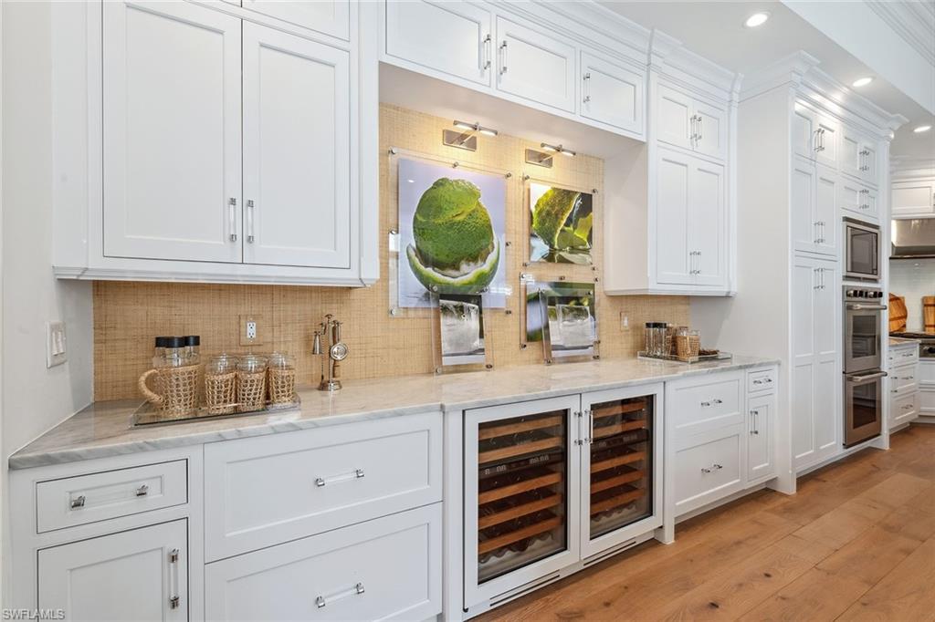 VILLA LA PALMA AT BAY COLONY - Residential