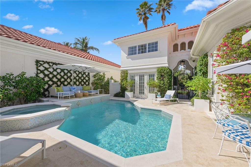 VILLA LA PALMA AT BAY COLONY - Residential