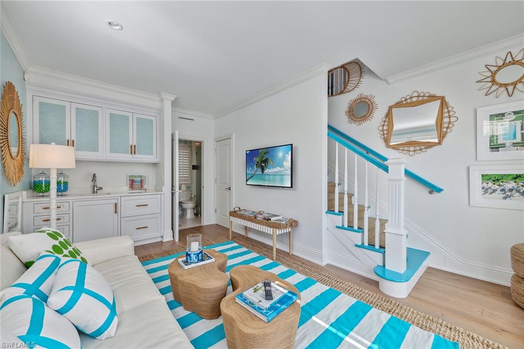 VILLA LA PALMA AT BAY COLONY - Residential