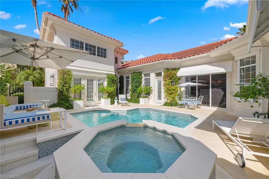 VILLA LA PALMA AT BAY COLONY - Residential