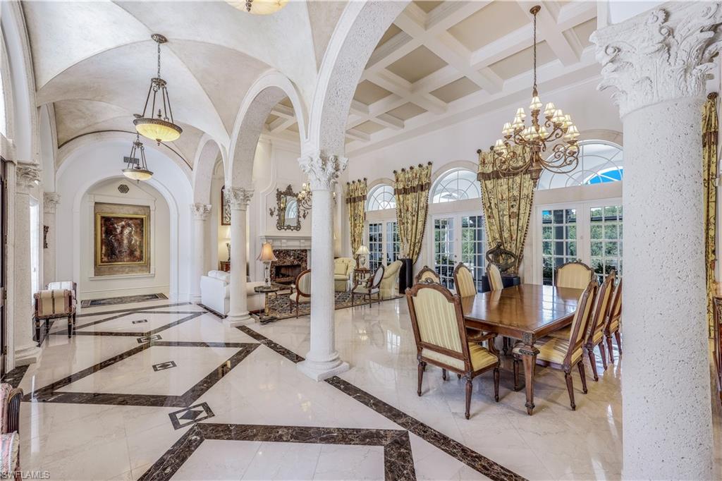 BAY WOODS - Residential