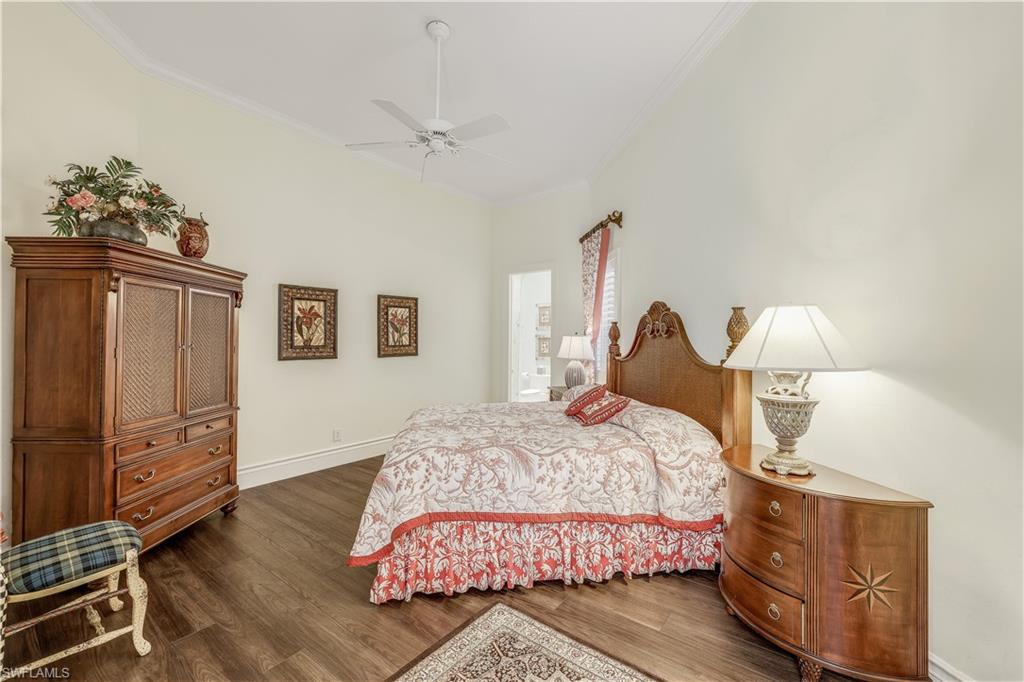 BAY WOODS - Residential