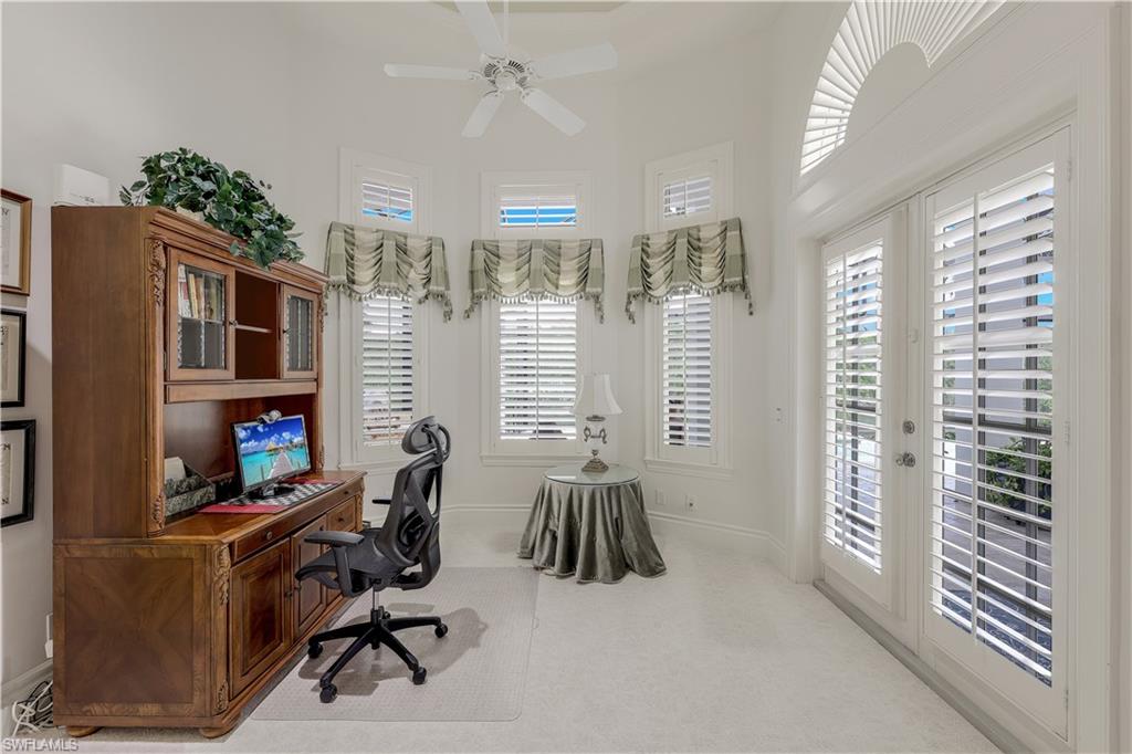 BAY WOODS - Residential