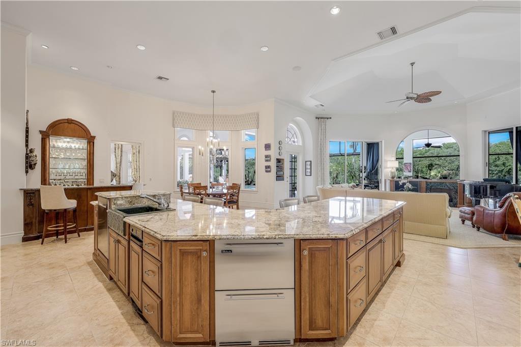 BAY WOODS - Residential