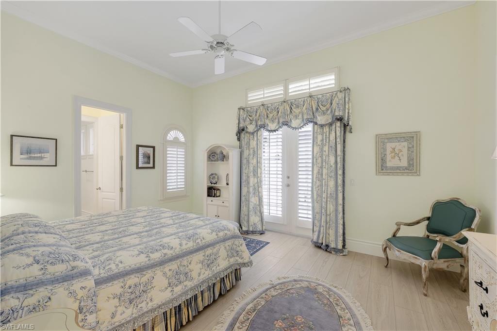 BAY WOODS - Residential