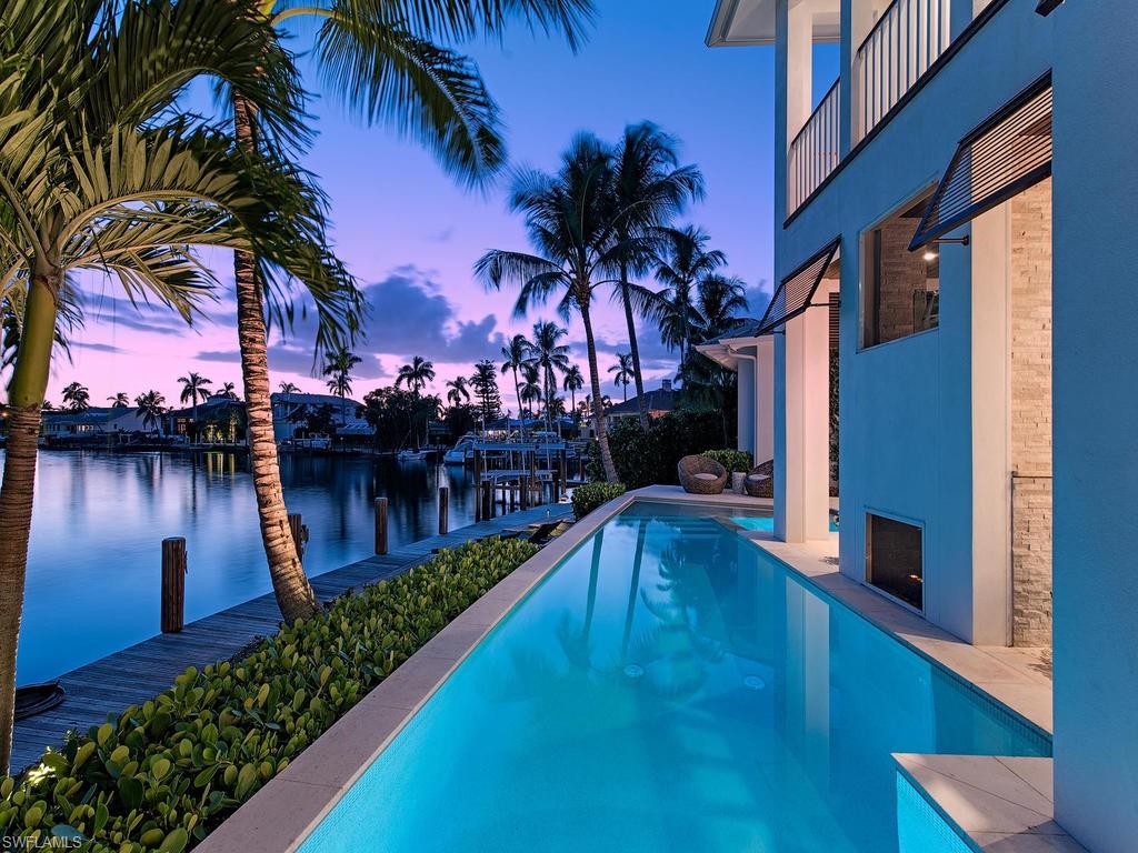 ROYAL HARBOR - Residential