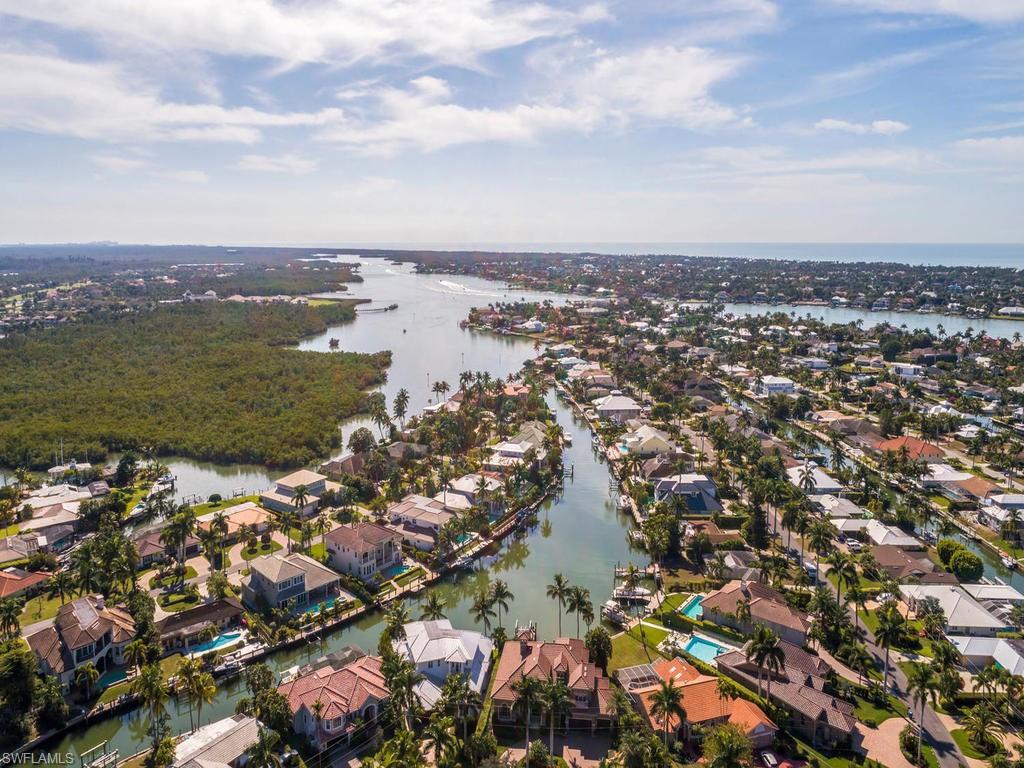 ROYAL HARBOR - Residential