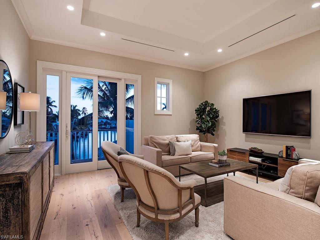 ROYAL HARBOR - Residential