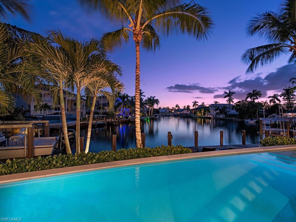 ROYAL HARBOR - Residential