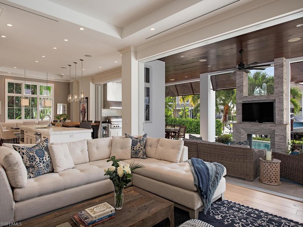 ROYAL HARBOR - Residential