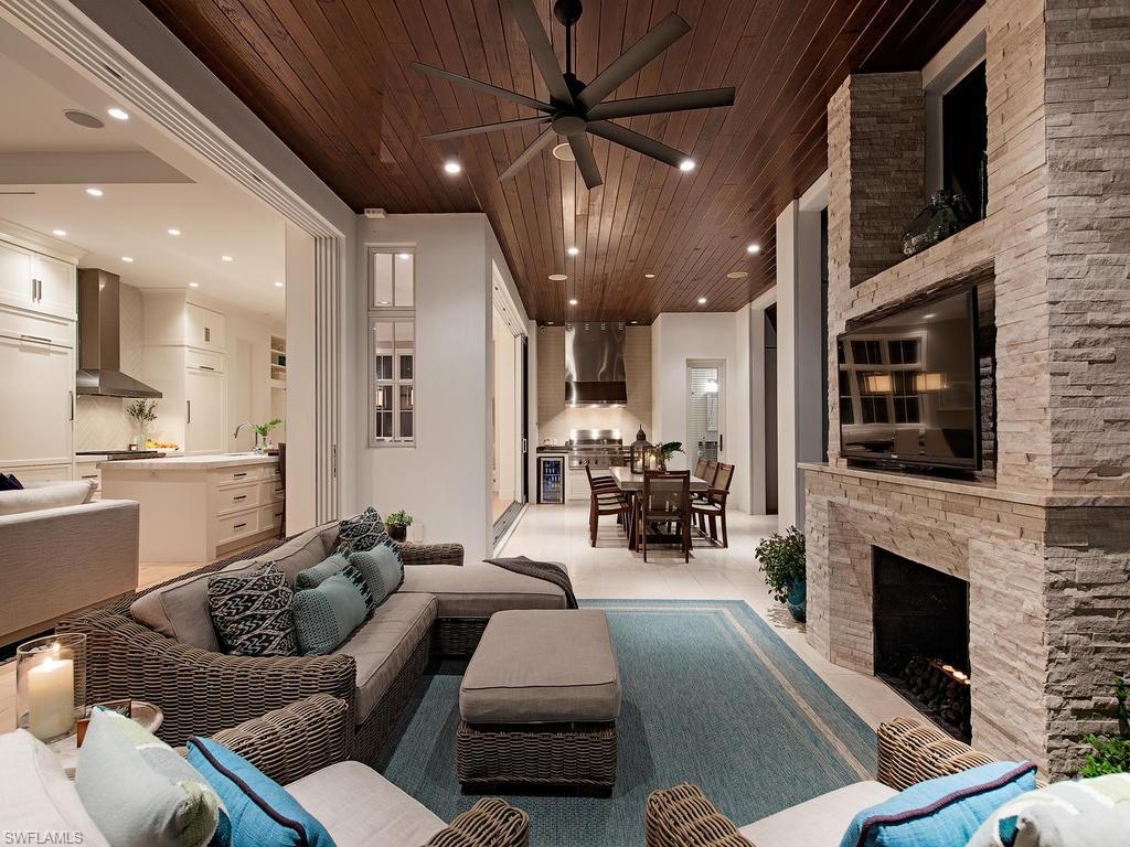 ROYAL HARBOR - Residential