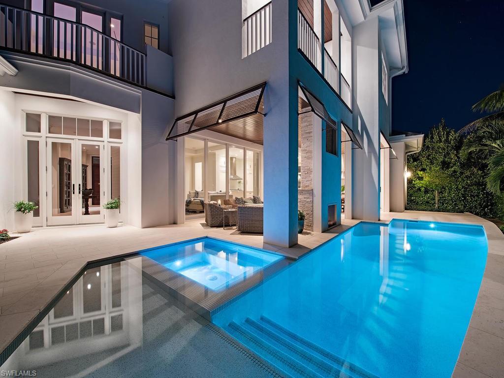 ROYAL HARBOR - Residential