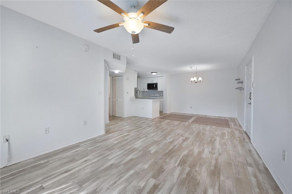 SAN MIRAGE - Residential