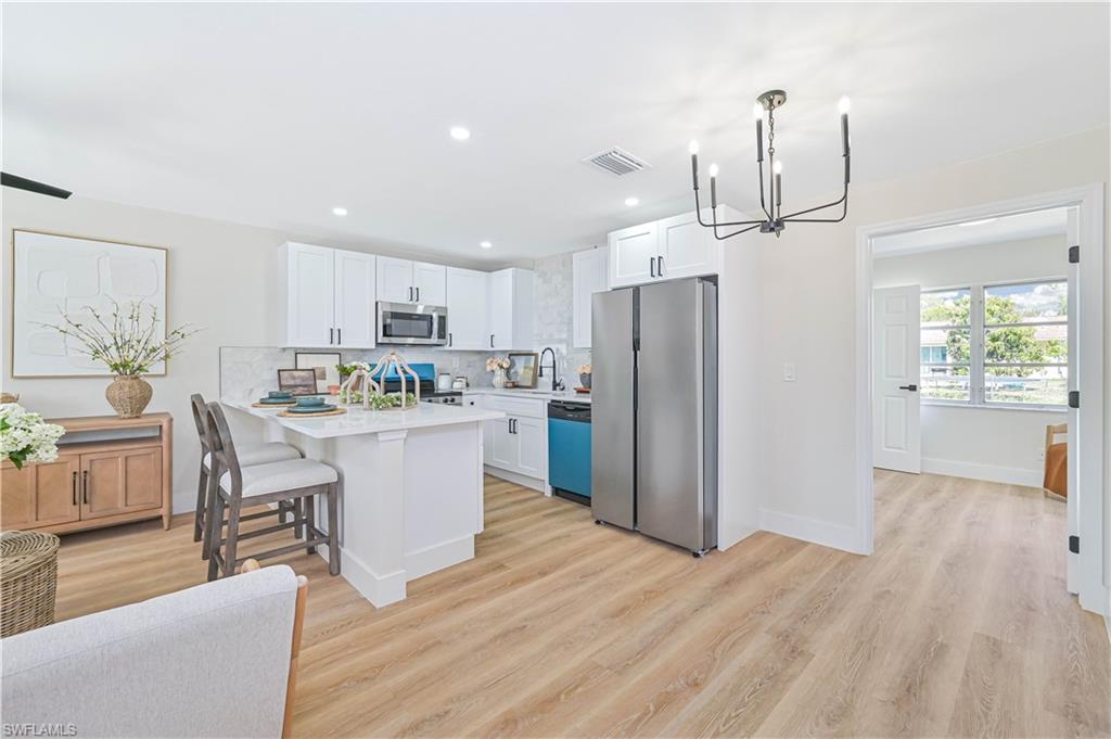 FORT MYERS SHORES - Residential