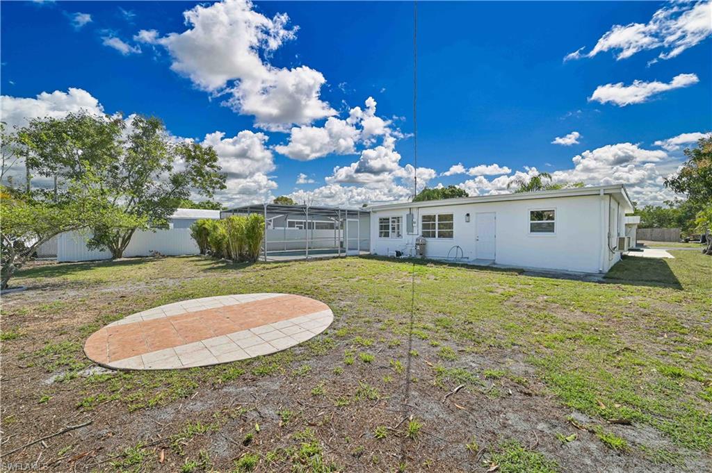 FORT MYERS SHORES - Residential