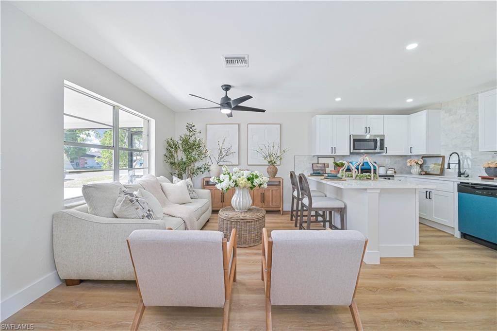 FORT MYERS SHORES - Residential