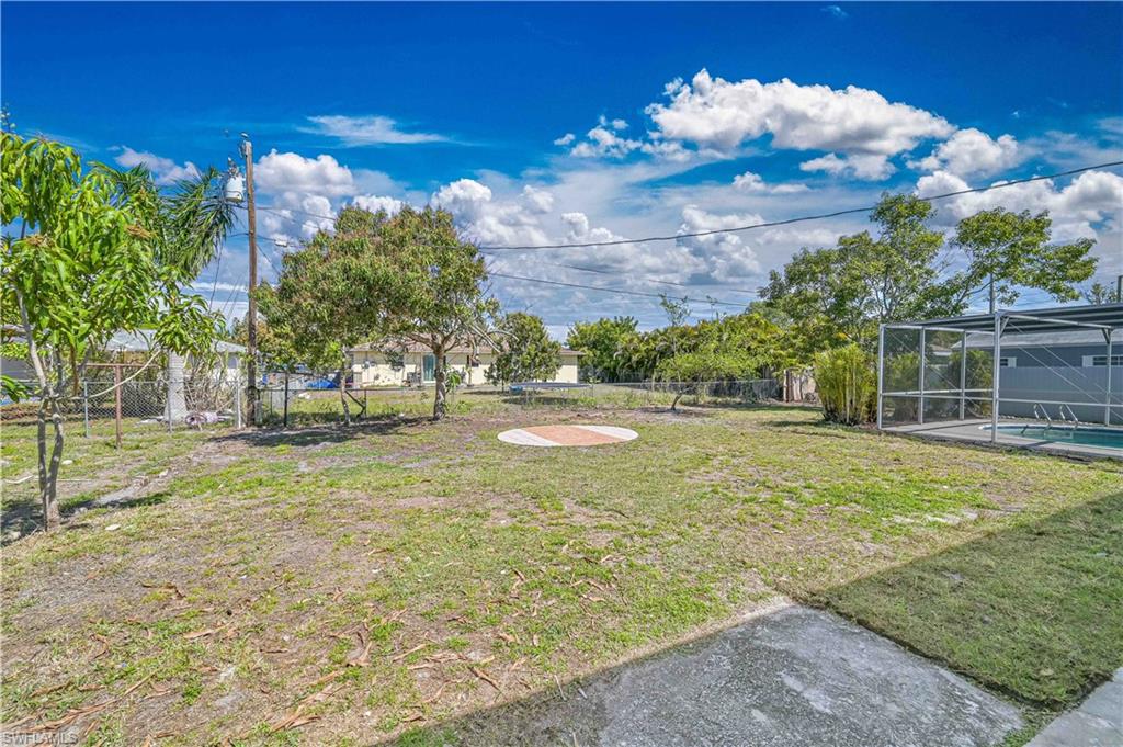 FORT MYERS SHORES - Residential