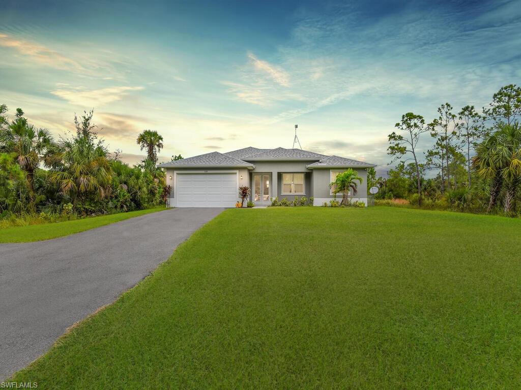 GOLDEN GATE ESTATES - Residential