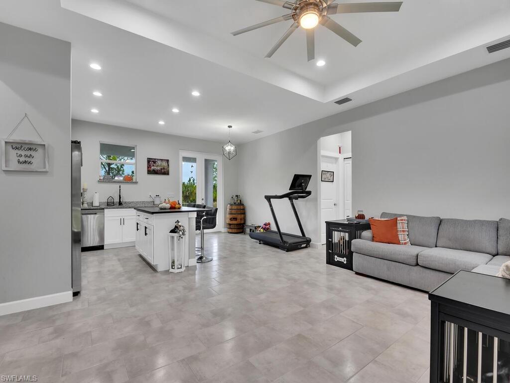 GOLDEN GATE ESTATES - Residential