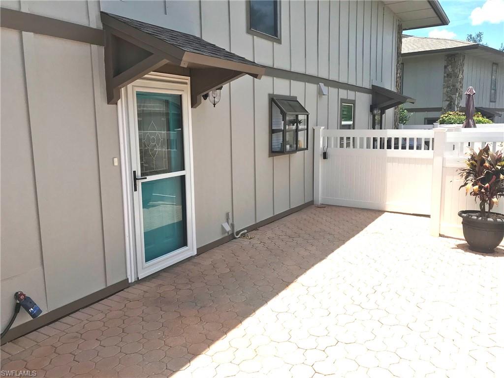 4295 Island CIR 2