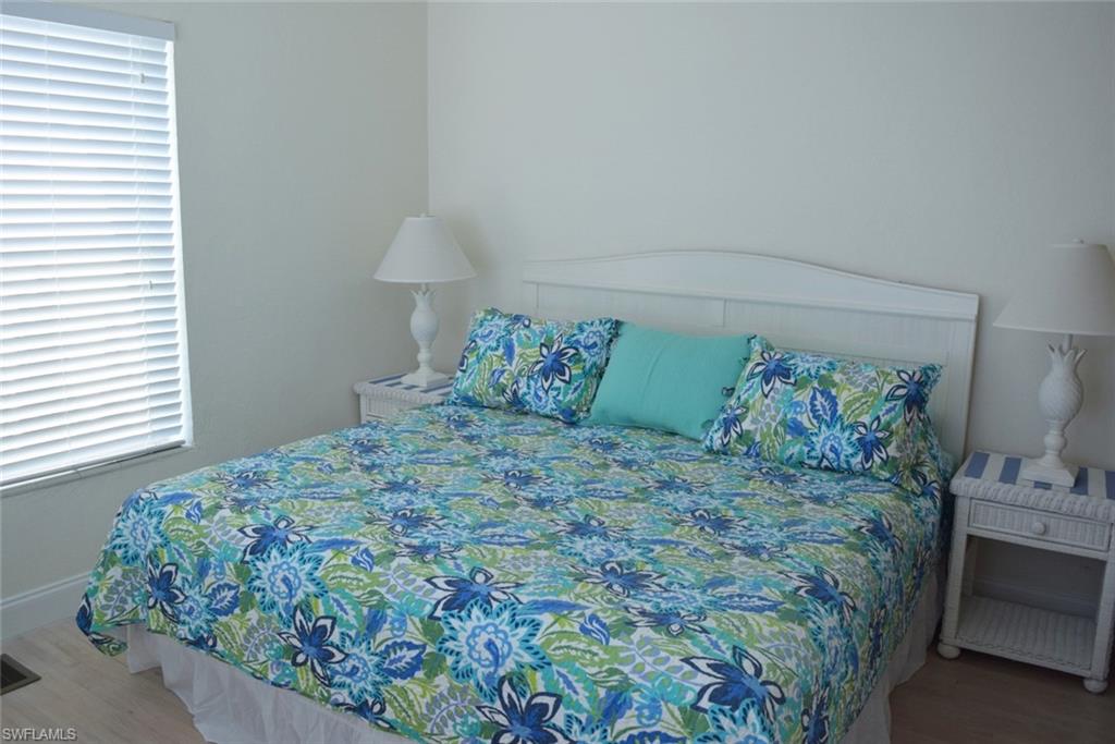 LAGUNA SHORES - Residential