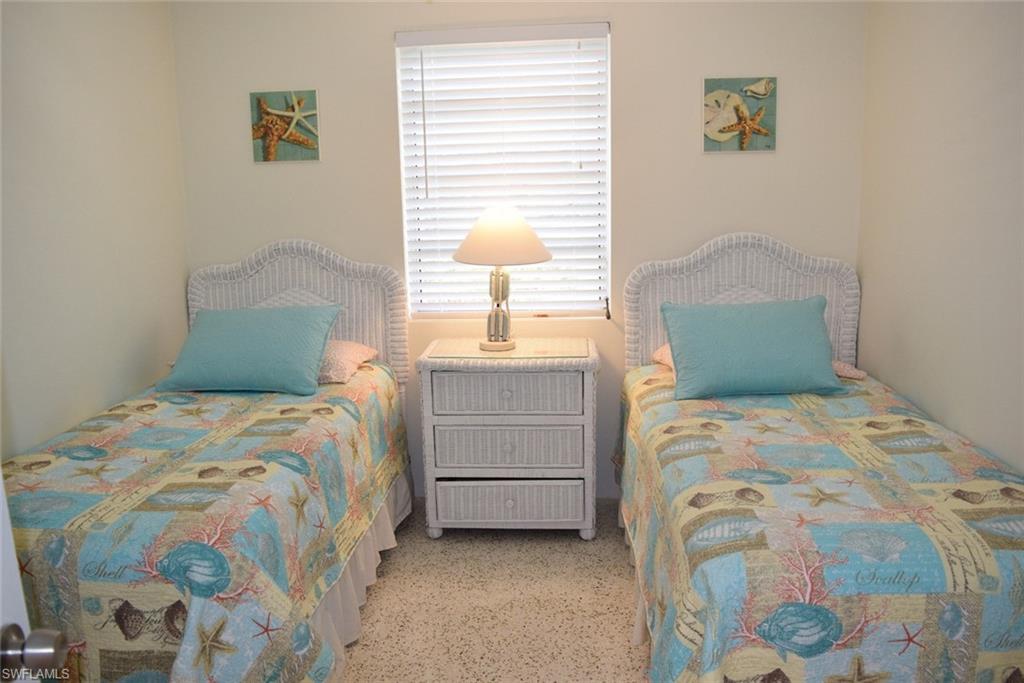 LAGUNA SHORES - Residential