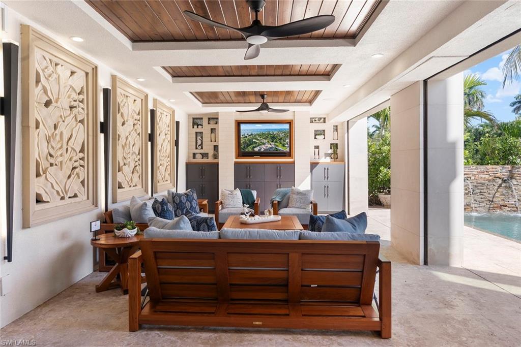 OLDE NAPLES - Residential