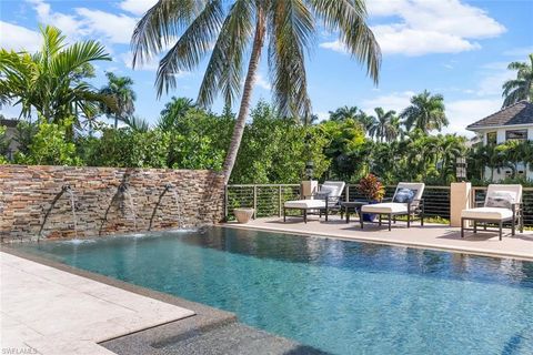 1441 Gulf Shore BLVD S NAPLES FL 34102