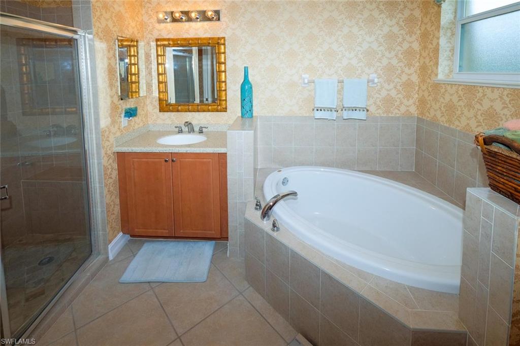 MONTICELLO - Residential