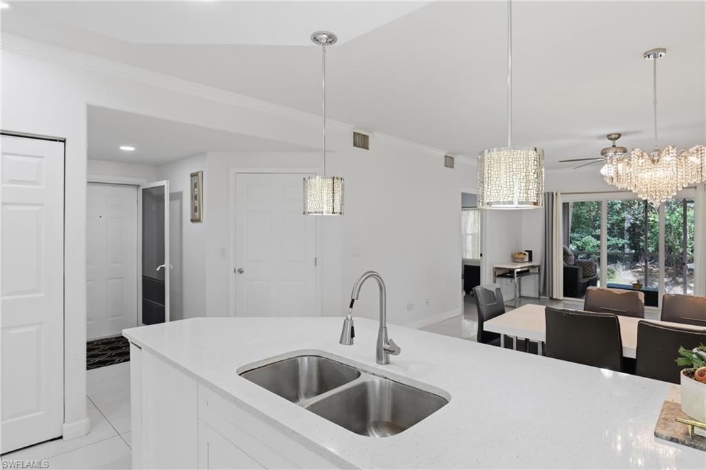 COLONY - Residential