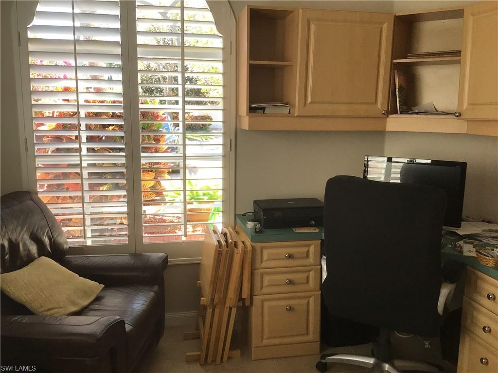 ISLAND WALK - Residential