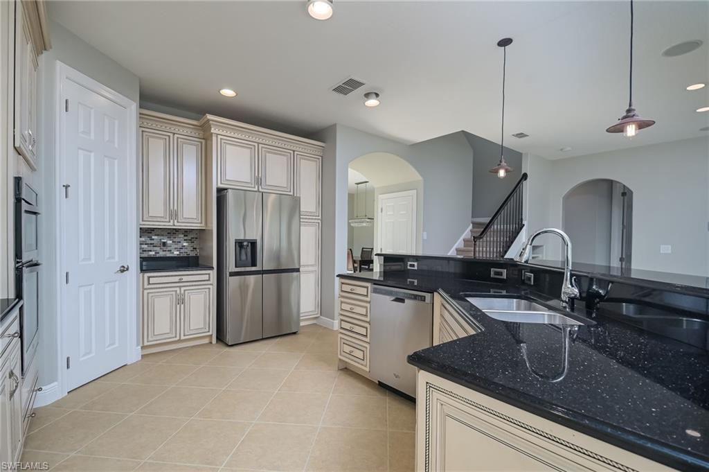 FIRANO AT NAPLES - Residential