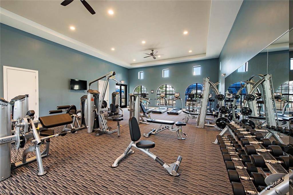 CARRIAGE HOMES AT LIVINGSTON LAKES - Residential