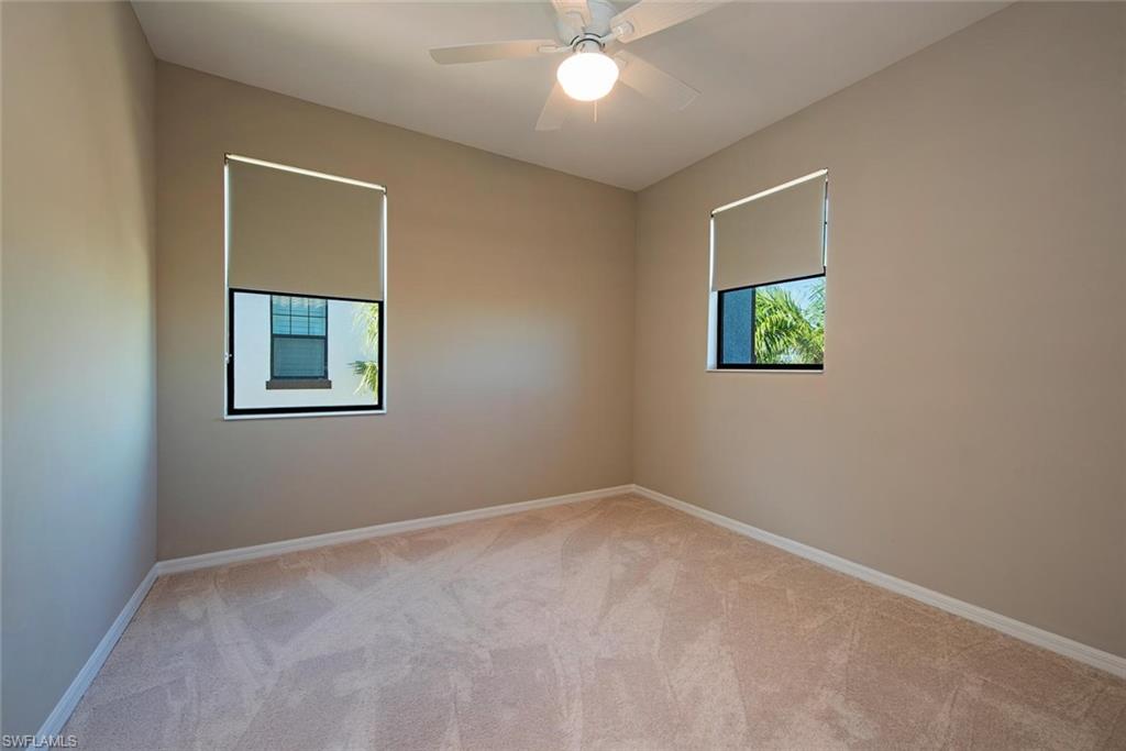 CARRIAGE HOMES AT LIVINGSTON LAKES - Residential