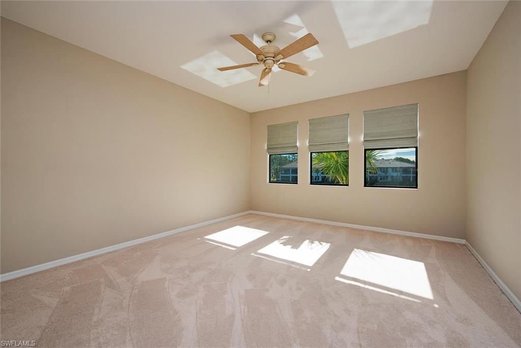 CARRIAGE HOMES AT LIVINGSTON LAKES - Residential