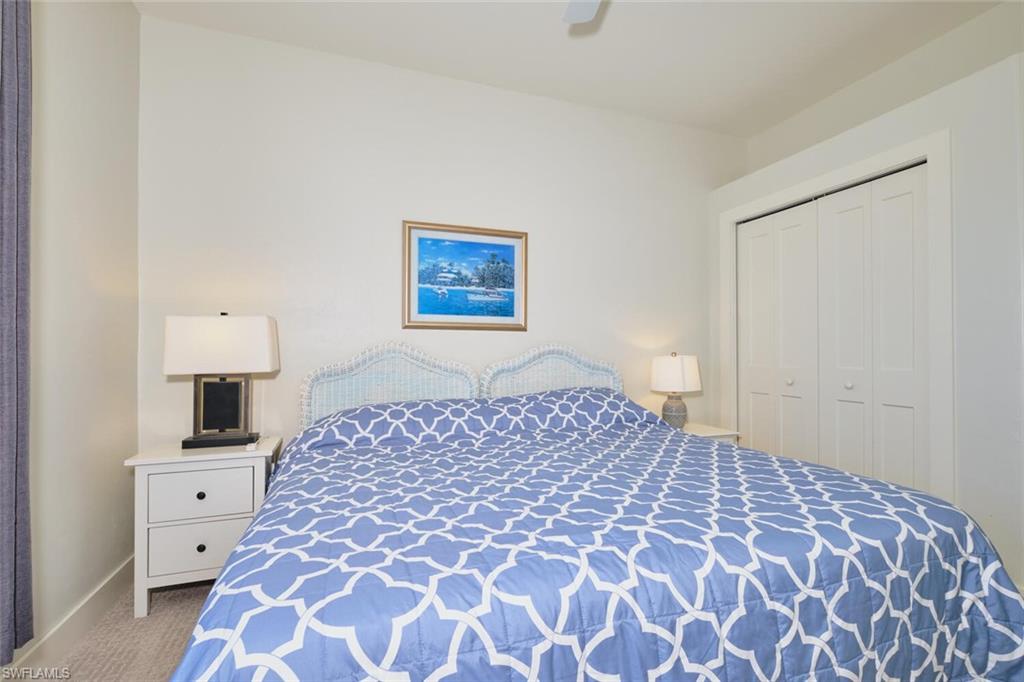 SUTTON WALK - Residential