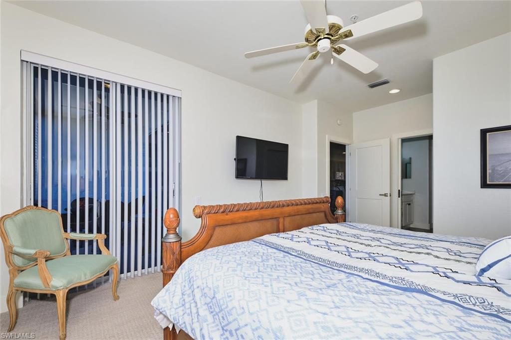 SUTTON WALK - Residential