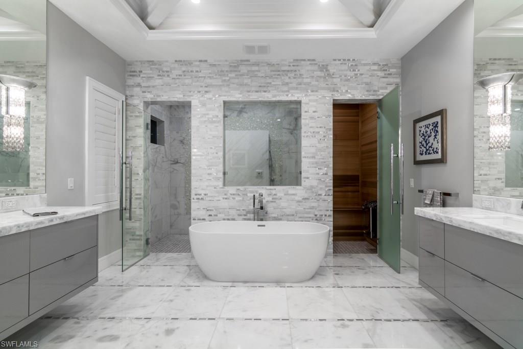 PARK SHORE - Residential