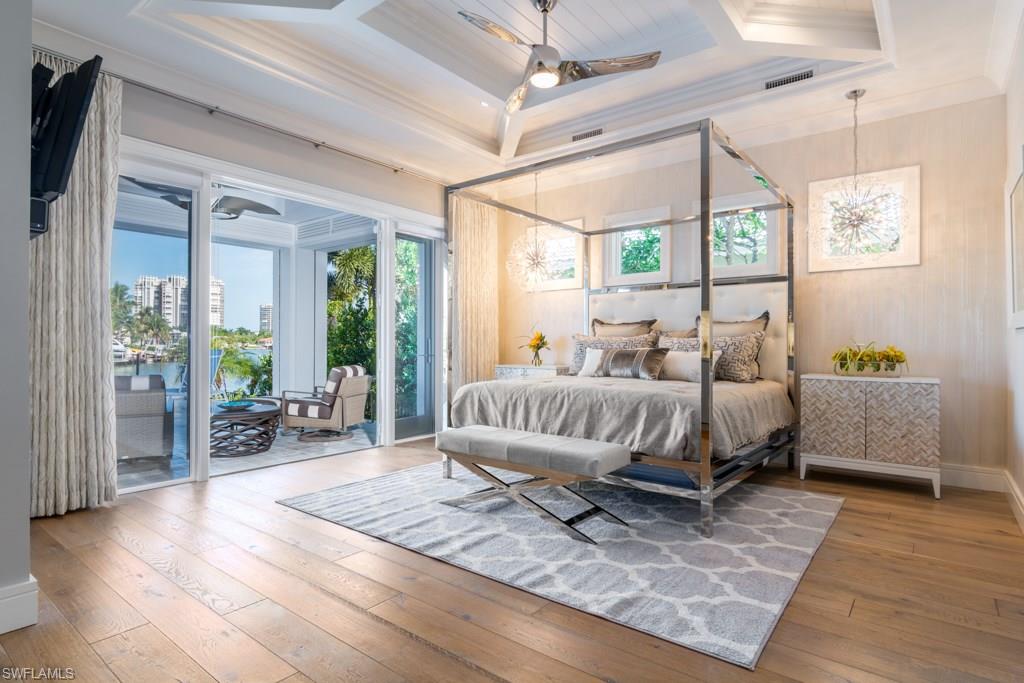 PARK SHORE - Residential