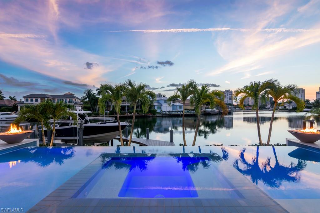 PARK SHORE - Residential