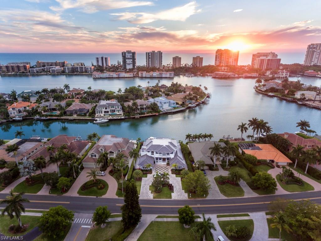 PARK SHORE - Residential