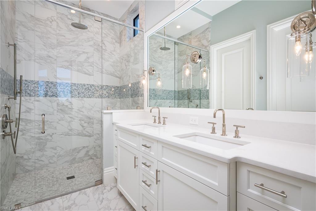 SOUTHPORT ON THE BAY - Residential