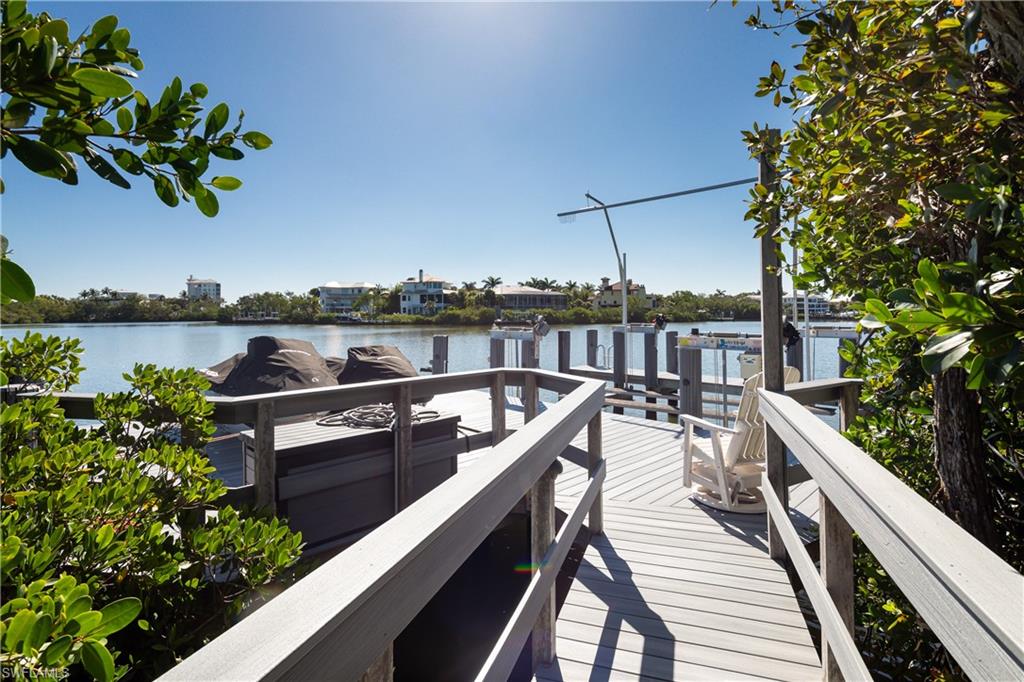 SOUTHPORT ON THE BAY - Residential