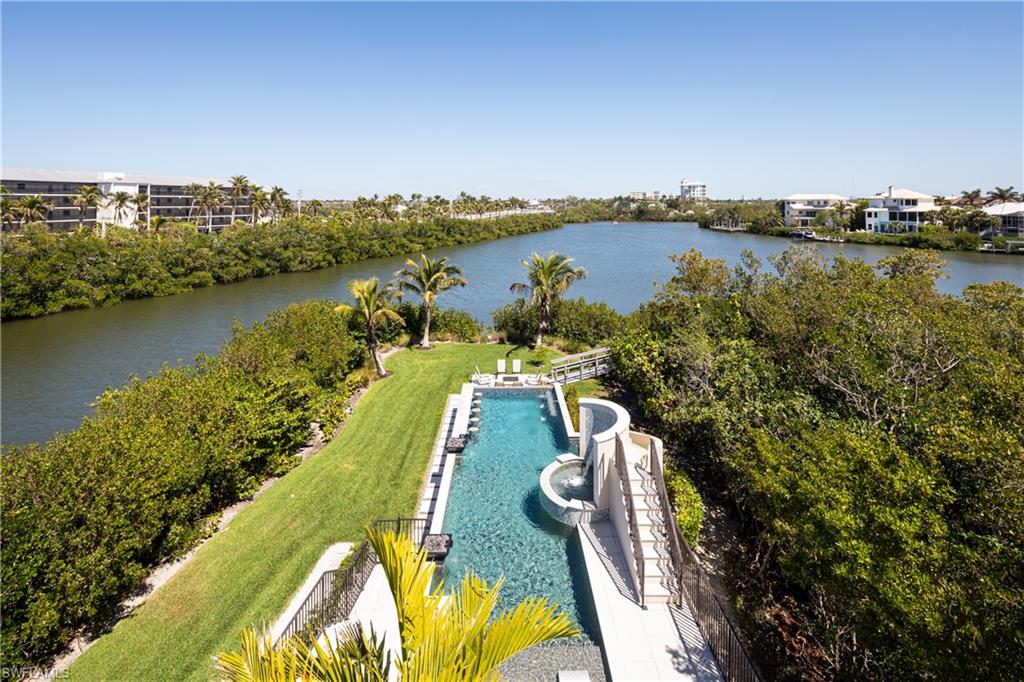 SOUTHPORT ON THE BAY - Residential