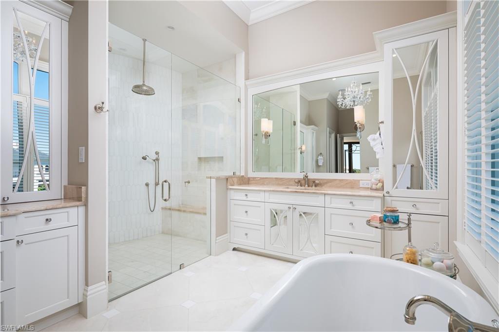 SOUTHPORT ON THE BAY - Residential