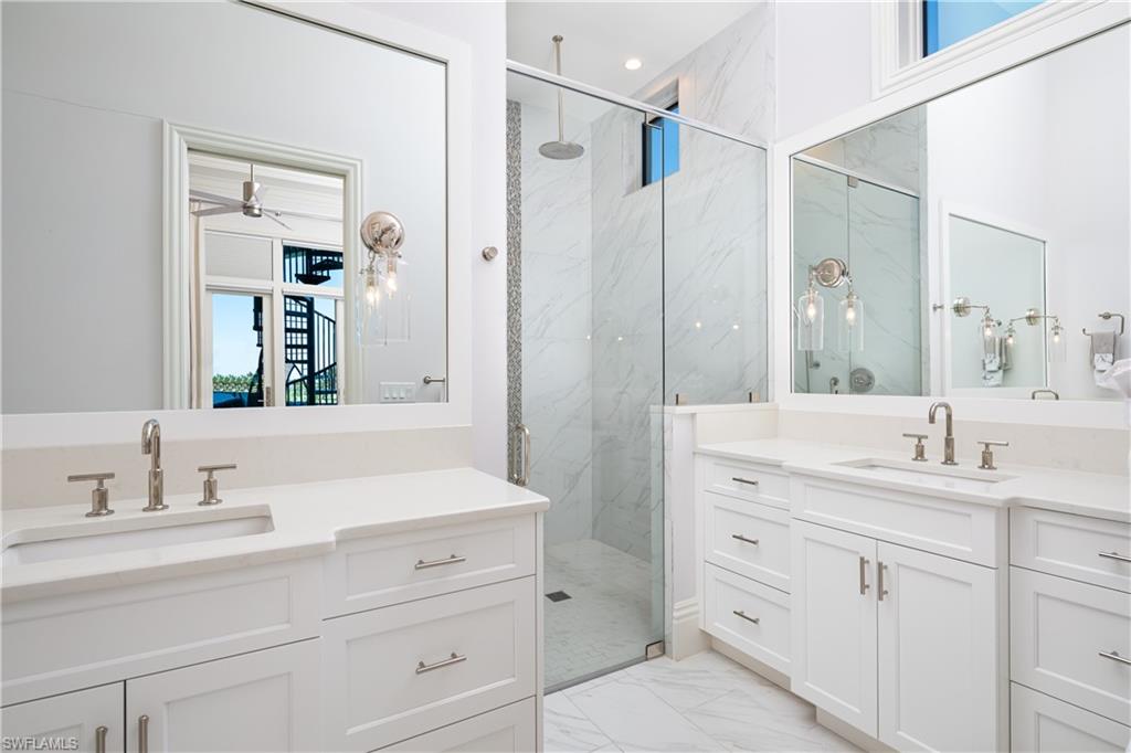 SOUTHPORT ON THE BAY - Residential