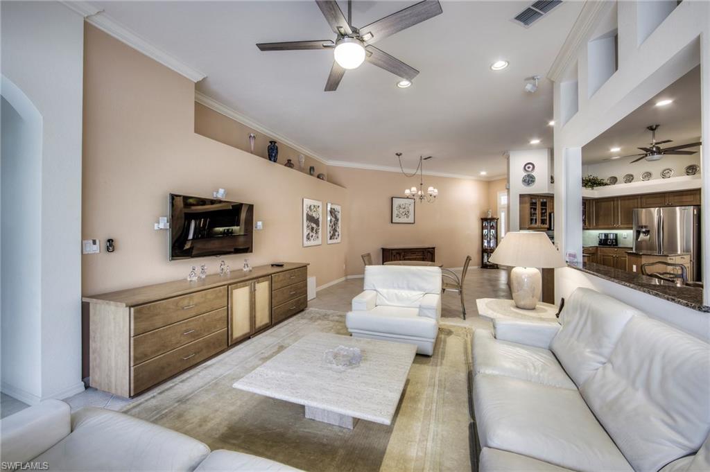 LIGHTHOUSE BAY - Residential