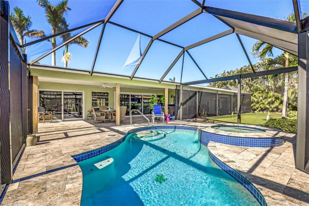 IMPERIAL SHORES - Residential